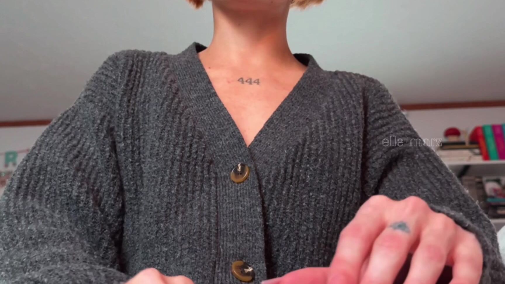 Elle Marz Cleansing Ur Sacral Chakra Impregnated