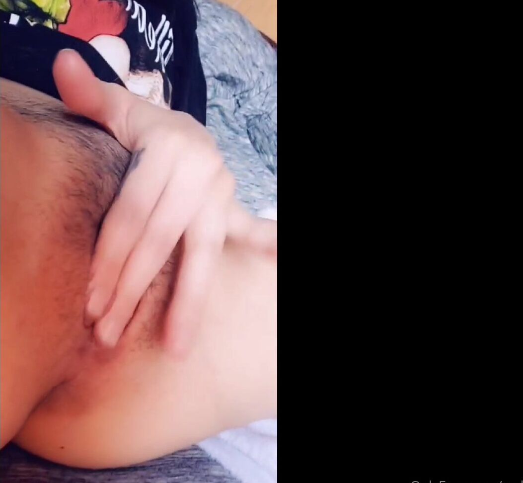 Cadeymercuryxxx Woke Up So Horny Dripping Wet Needed To Cum So Bad