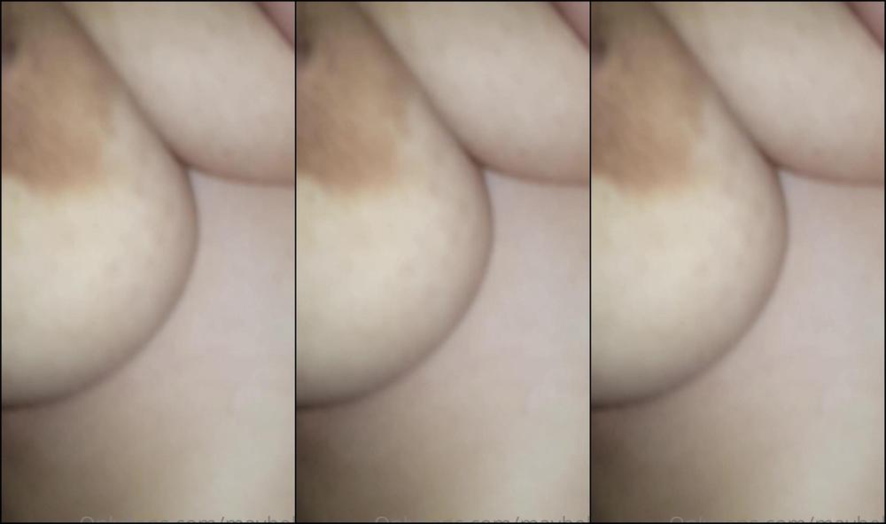 Maybel Boys Maybel Guarda Come Avvolgo Questo Cazzo Tra Le Mie Tette Watch As I Wrap Thi