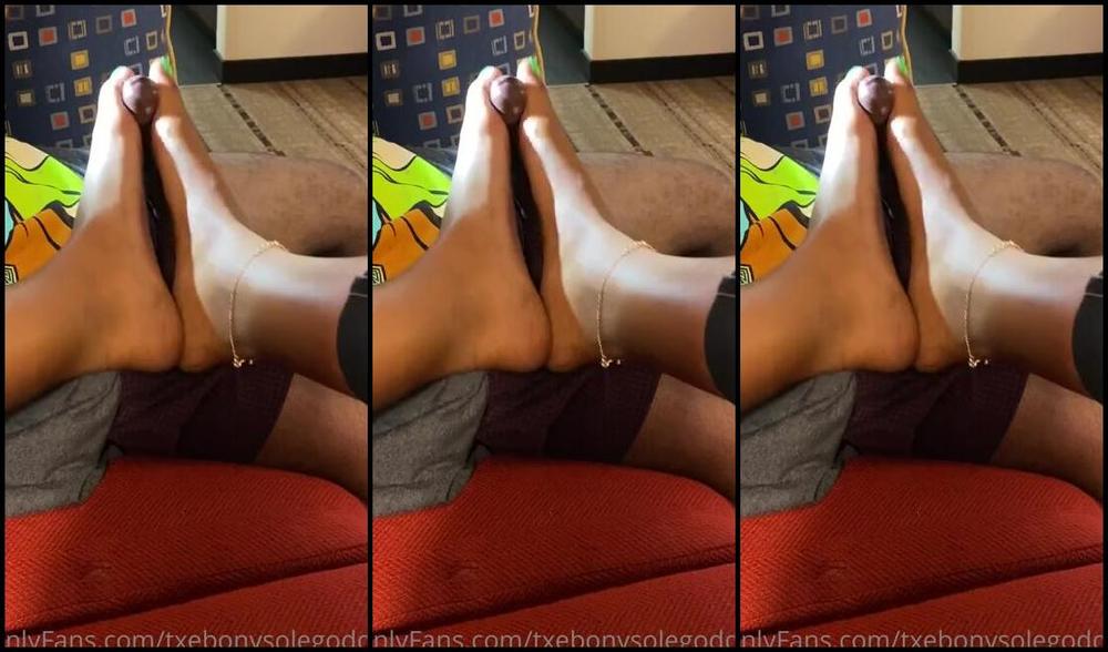 Toes100K Onlyfans Since I M In The Christmas Spirit Enjoy This Video Merry Christmas Eve