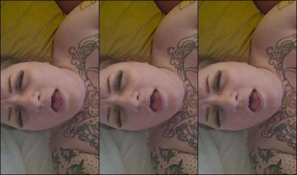 Laceyblueaddams 3310886228 05 08 2024 Someone Came Over And Took Turns Licking Me And Eviefoxxx