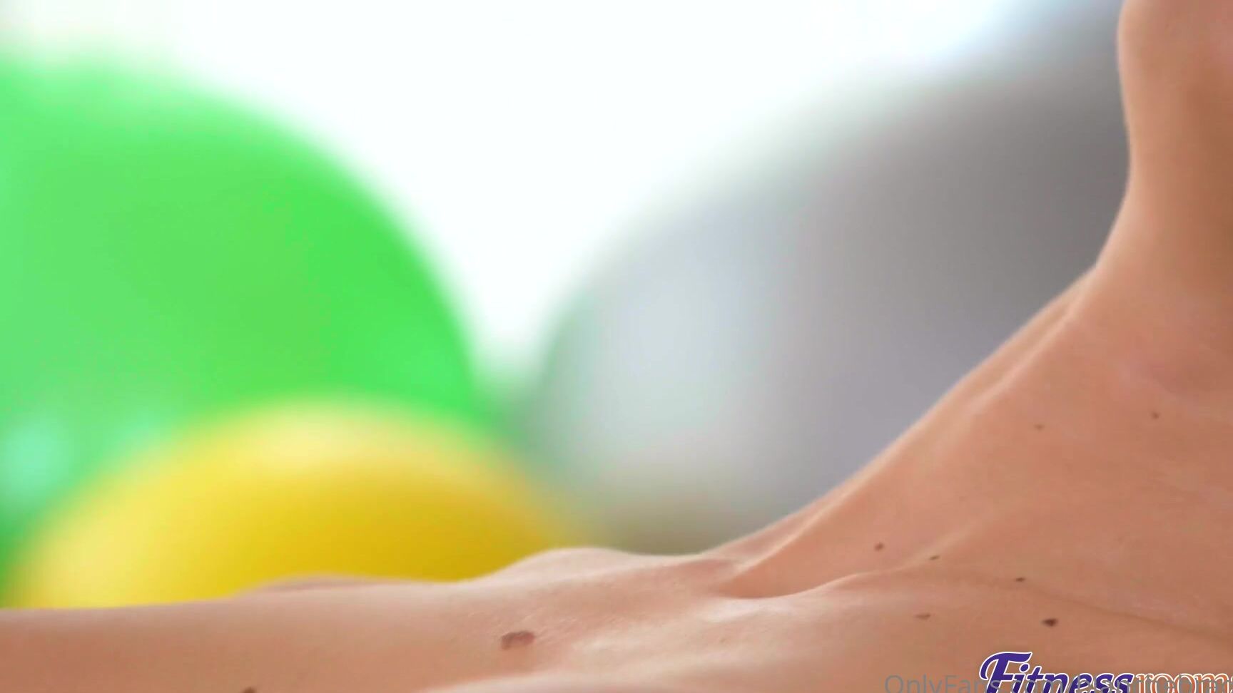 blanchebradburr-16-05-2021-2110728220-lesbian-gym-time-with-barbara-bieber-