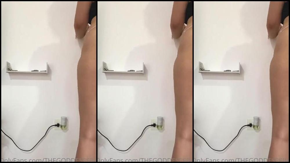 Erin Aka Thegoddesserin Onlyfans Feeling The Need Of Going Out To A Club This Saturday Night You Better Stay At Home And Throw Me