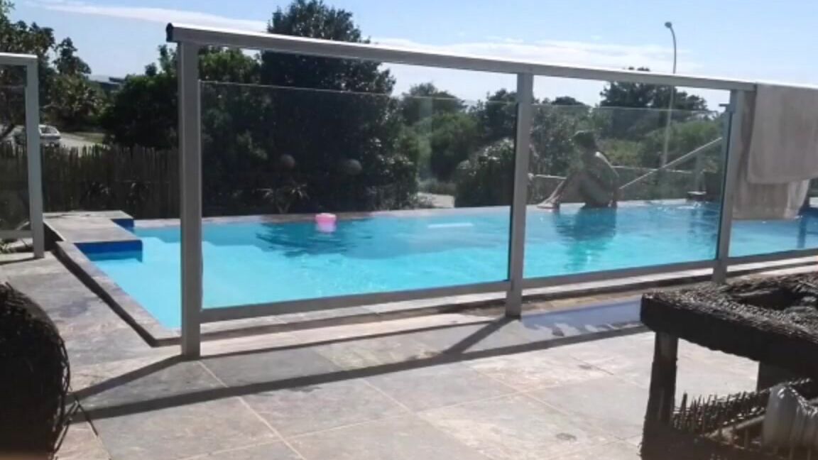 Daring Desire Naked tanning Neighbors and cars getting full view Pornhub