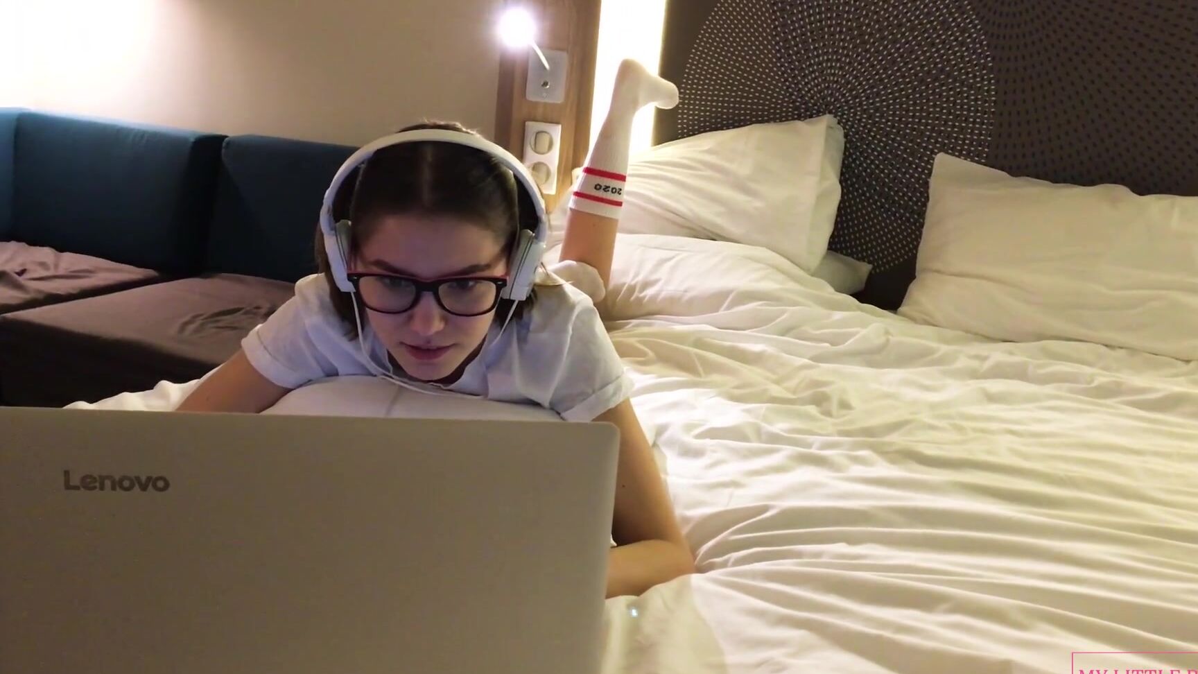 my little betsy Surprise For The Fans Teen Streamer Ends Broadcast With Masturbation Pornhub