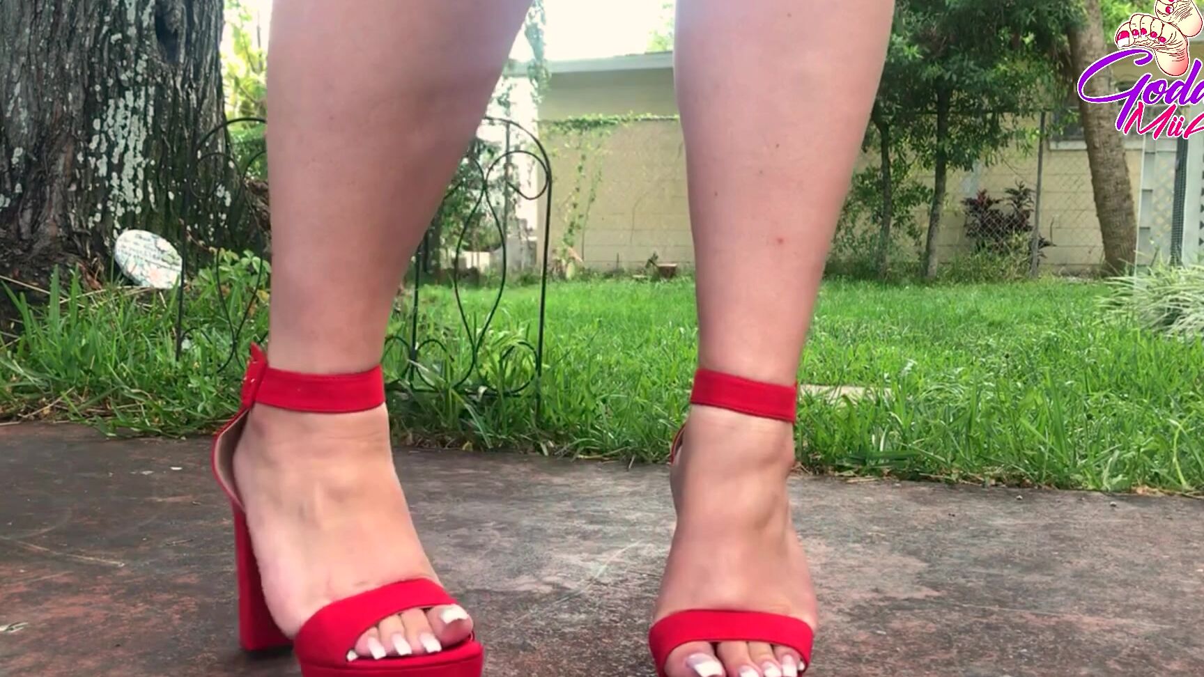 Goddessmiia Happy Miia Mondays Boys So Excited For My Nail Appoint