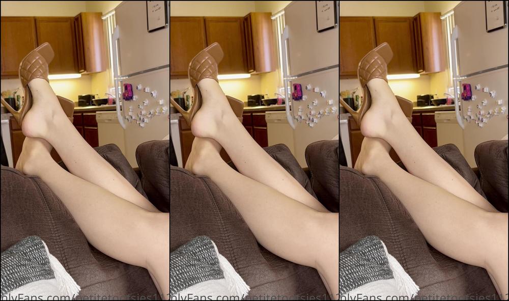 Penelopestootsies The Ultimate Shoe Dangle