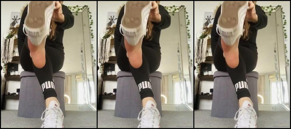 The Queen Of Sole Aka Missesdiscreets Onlyfans Watch Me Take Them Off 6Q