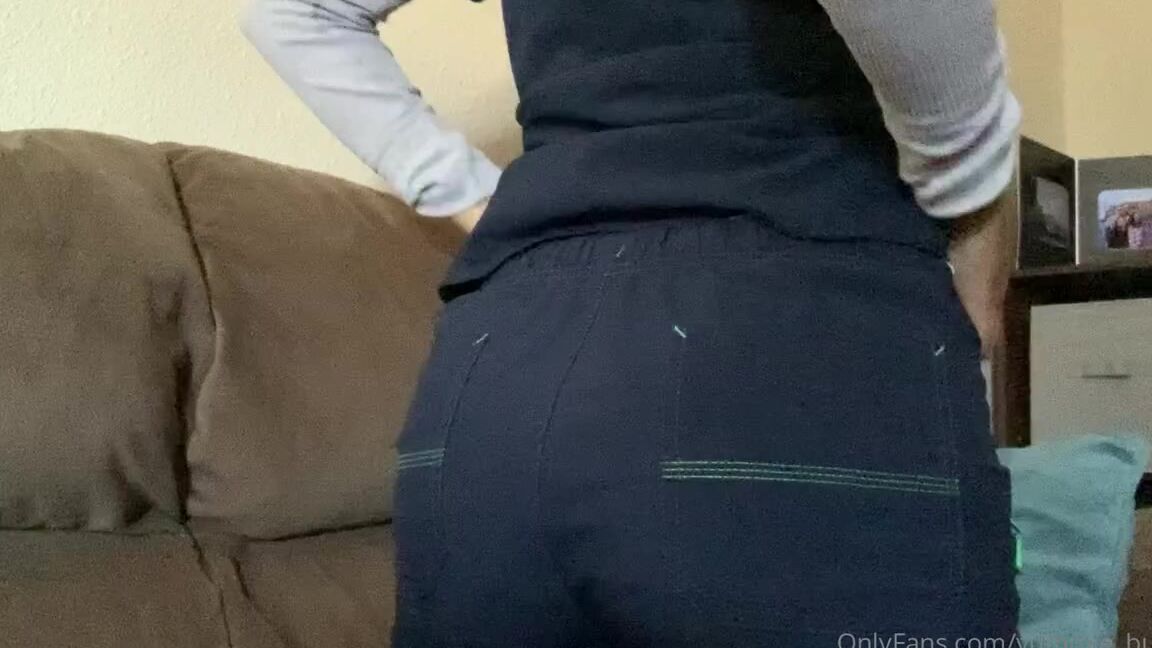 Yummie Bunnie Onlyfans Bend Me Over The Couch On My Lunch Break