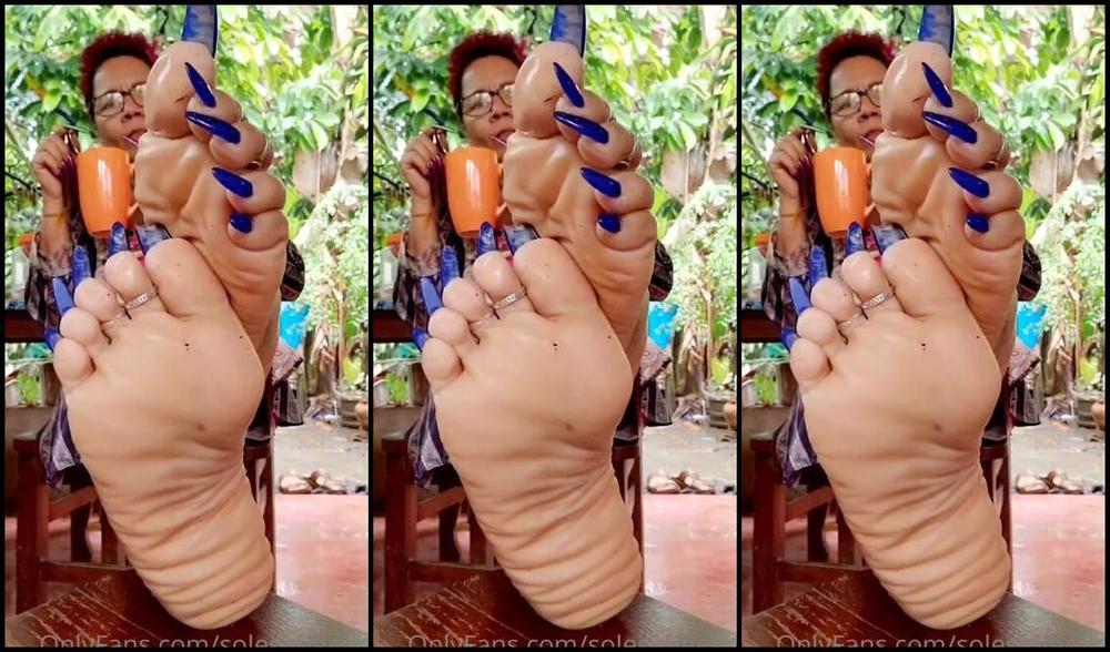 Meryann Aka Solesqueenrd Onlyfans Hello My Lovely Babies How Ur Day Going Mine Is Great Because Its Raining But Im Feeling Sick