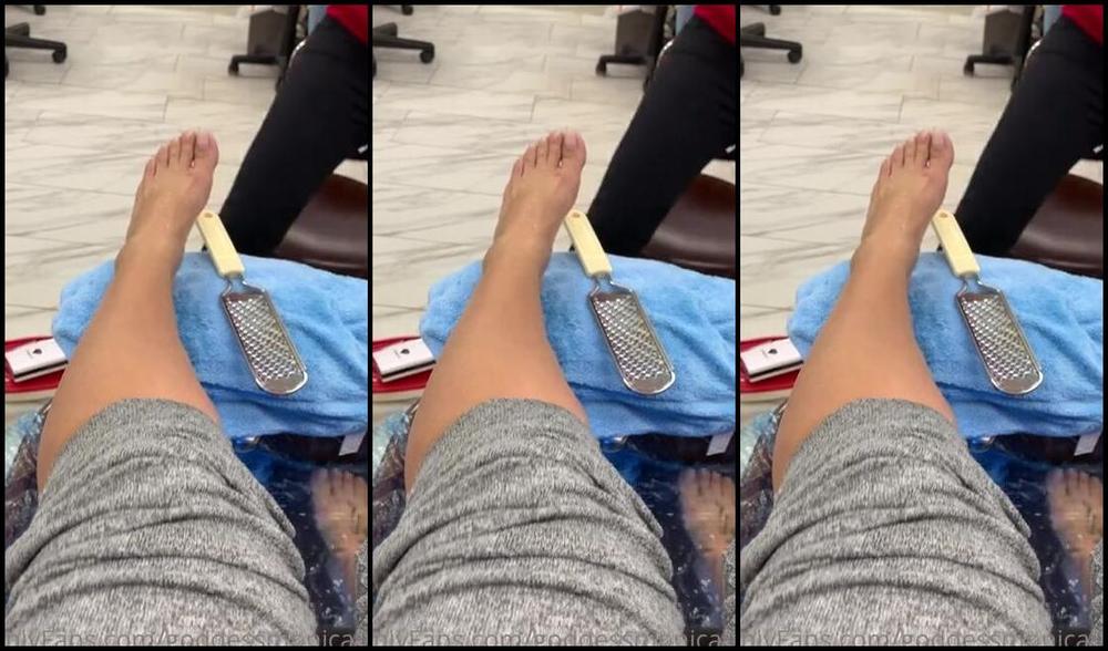 Goddessmonica00W Onlyfans Hot Pink Pedi Eat Your Heart Out 1P