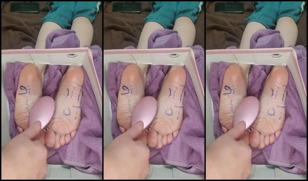 Miss Behavin Aka Misbehavedxoxo Onlyfans 2 Videos 20 Min Face Amp Feet Tickle Pov2 Gp