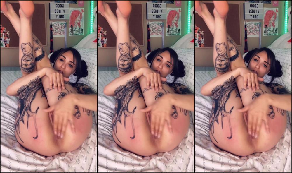 scarletsummerxx-27-04-2020-253869164-this-years-420-show-what-do-you-think-of-the-difference-