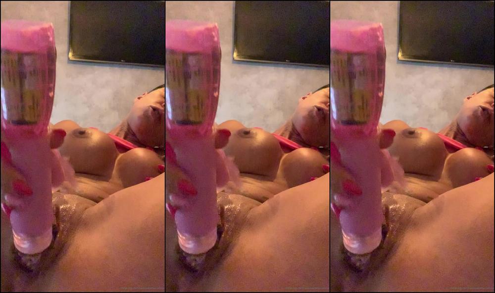 Helenakramerofficial Feliz D A Una Buena Paja