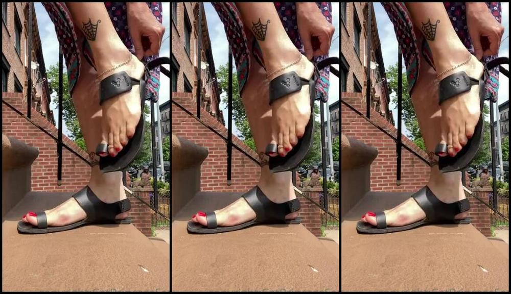 Catprincessfeet Onlyfans Wanna Get Under 2