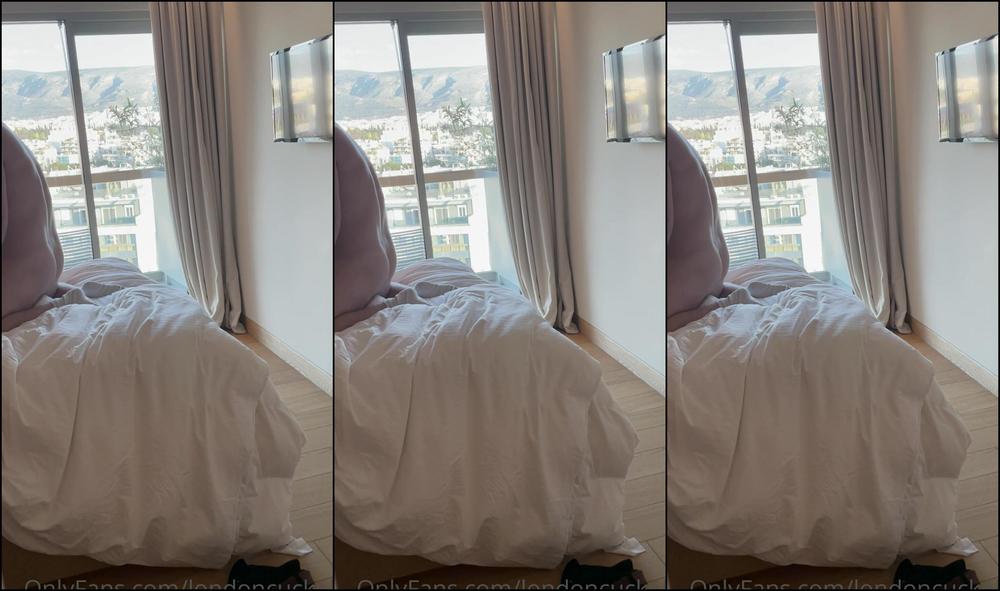 Londoncuckold On Holiday For A City Break We Were Out All Day Doing The Standard Touristy Stuff But My