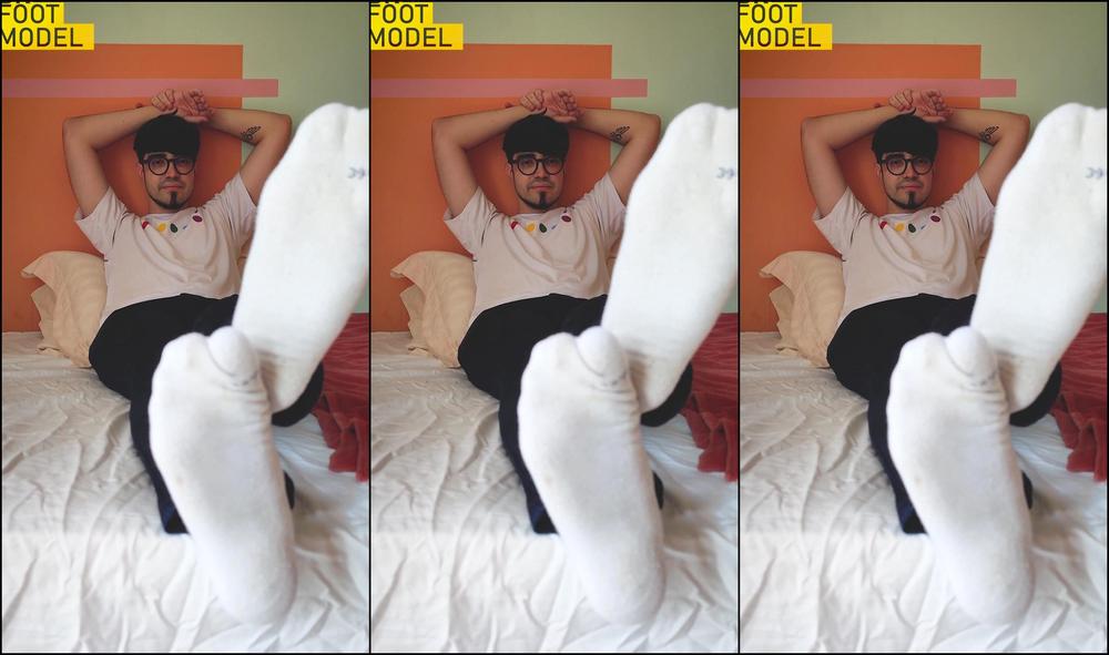 Brfootmodel 3173125811 01 23 2024 Geek Goiano And His Huge Soles