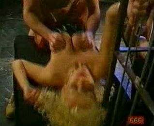 Hardcore, Blow Job, Oral, Cumshots Teenie im Spermagewitter 666