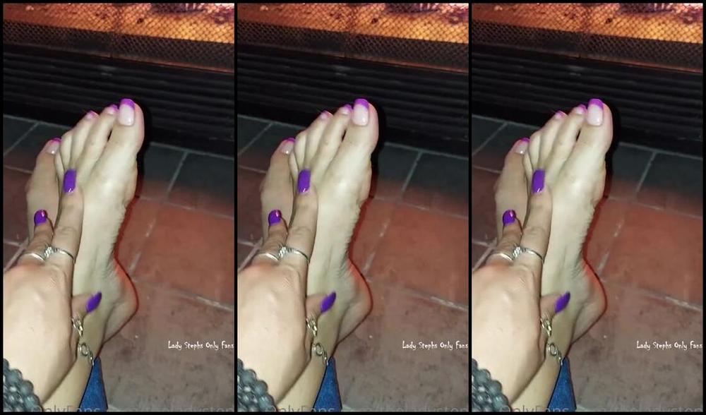 Lady Steph Nicknamed Theladysteph Onlyfans A Lovely Fireplace Toe And Arch Tease For You Cant Wait To Show You What Else Ive Been Working