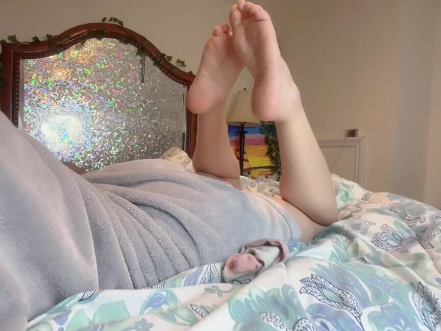 Snowpriness Onlyfans What Left After Socks Came Out