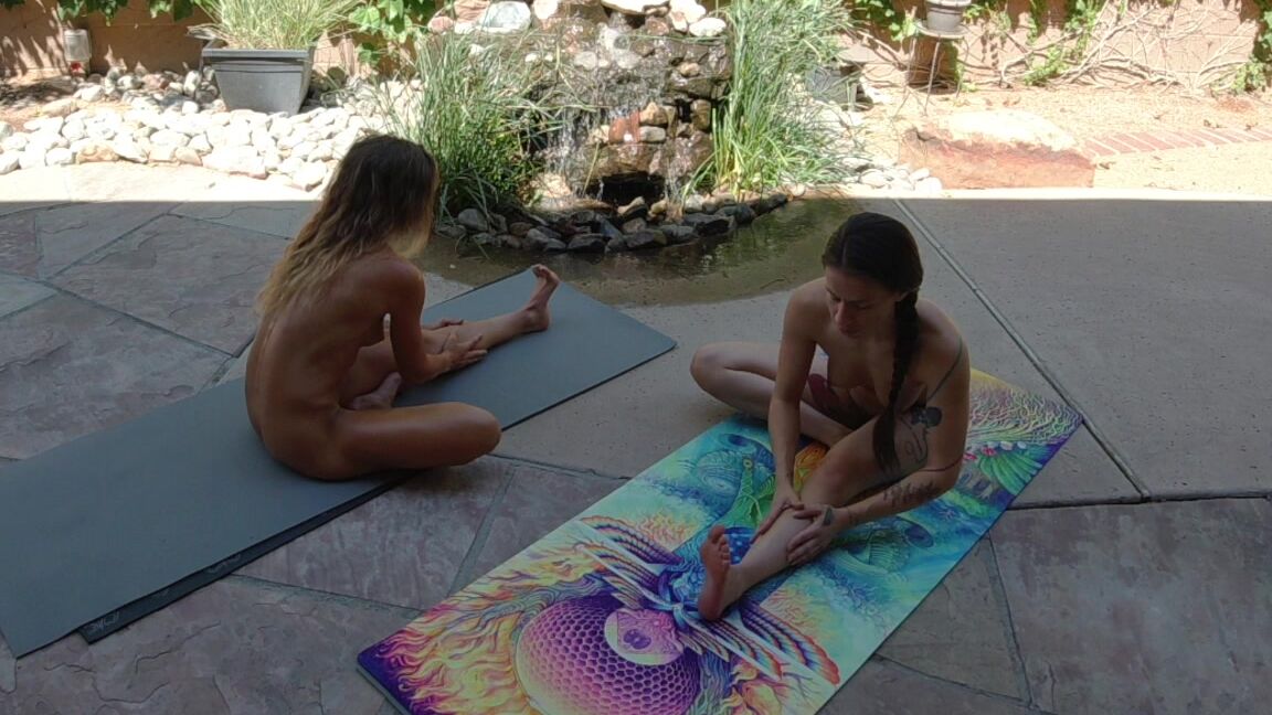 Lora Cross Nude Yoga Ciren And Lora