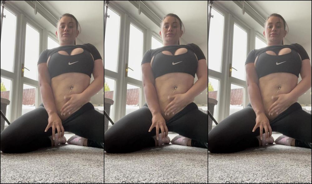 Ella Edwards Another Morning Workout