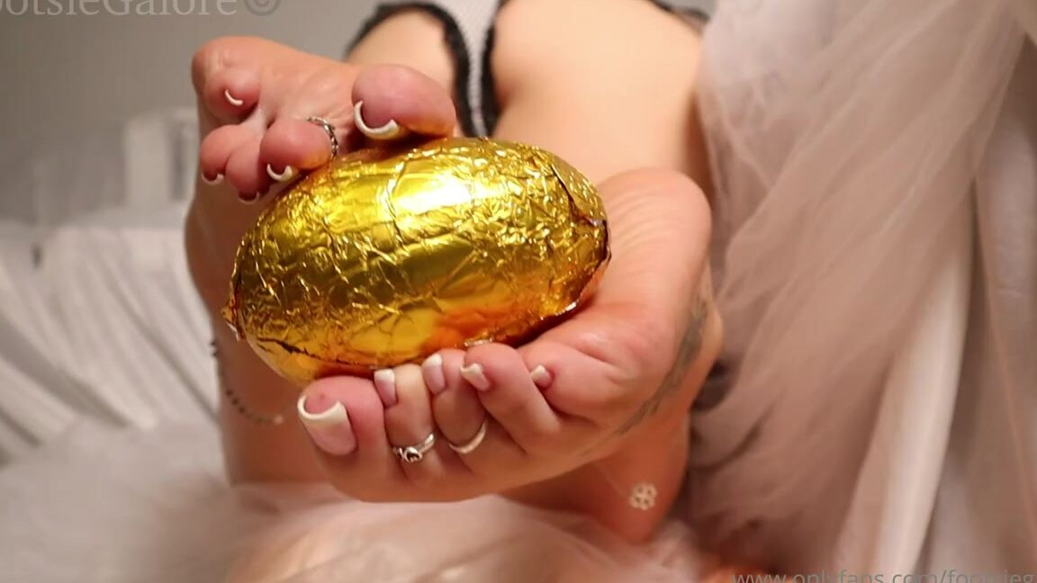 Footsiegalore Onlyfans Happy Easter Time To Tuck Into Some Chocolate