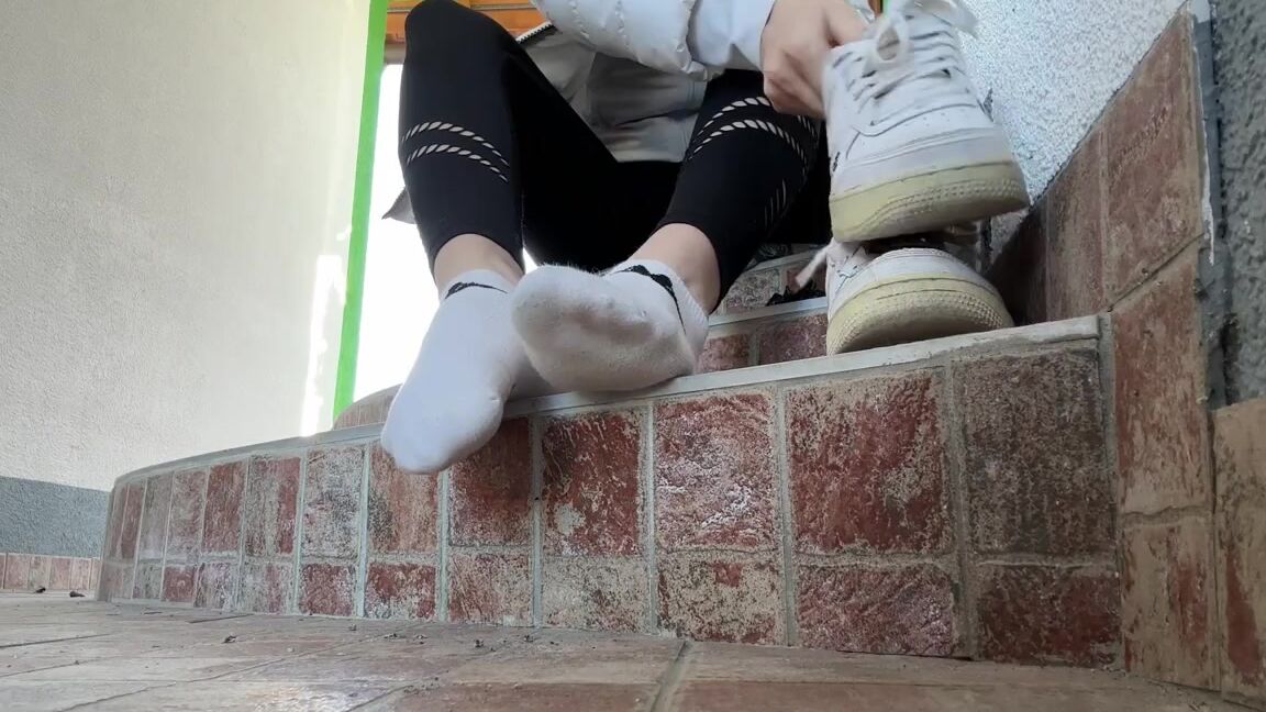Socksfeet Misstress Nina Onlyfans 02 07 2024 Come Join Me While I Smoke You Can Also Enjoy My Wonderful Feet