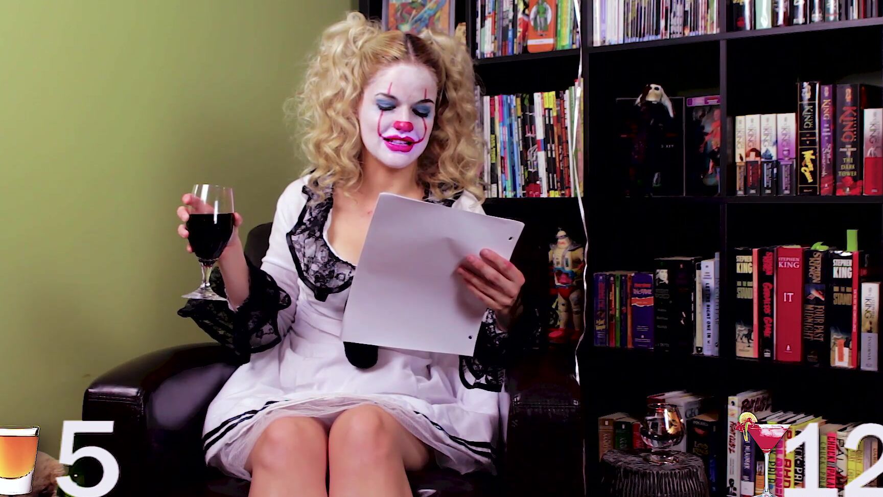Clowns, Comedy, Costume, Non-Nude, SFW dahliaisdopey story time literature w dahlialuxxx i ManyVids