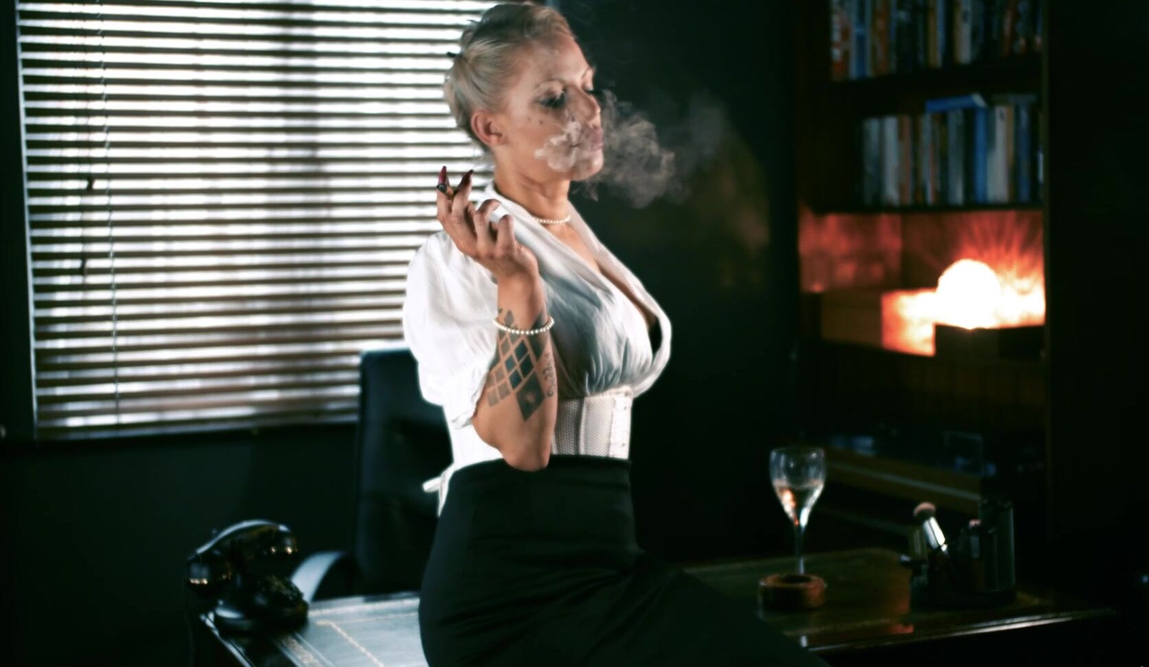 Louloupetite Smokey Sunday Slomo Smoke Wtach Me Smoke Slowly My Vip Members Get Sent Every Video