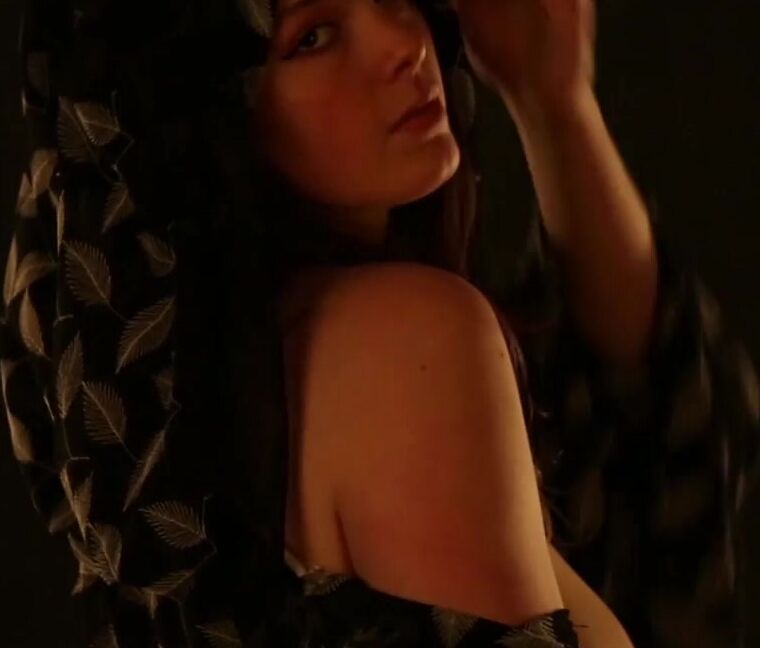 Art,Ass,Music,Strip Tease,Long Hair tigger rosey feathery ManyVids