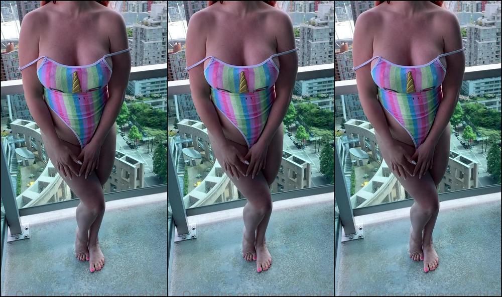 veronicablake-30-06-2020-478919823-playing-with-my-toy-on-the-balcony-watch-the-entire-video-for-a-surprise