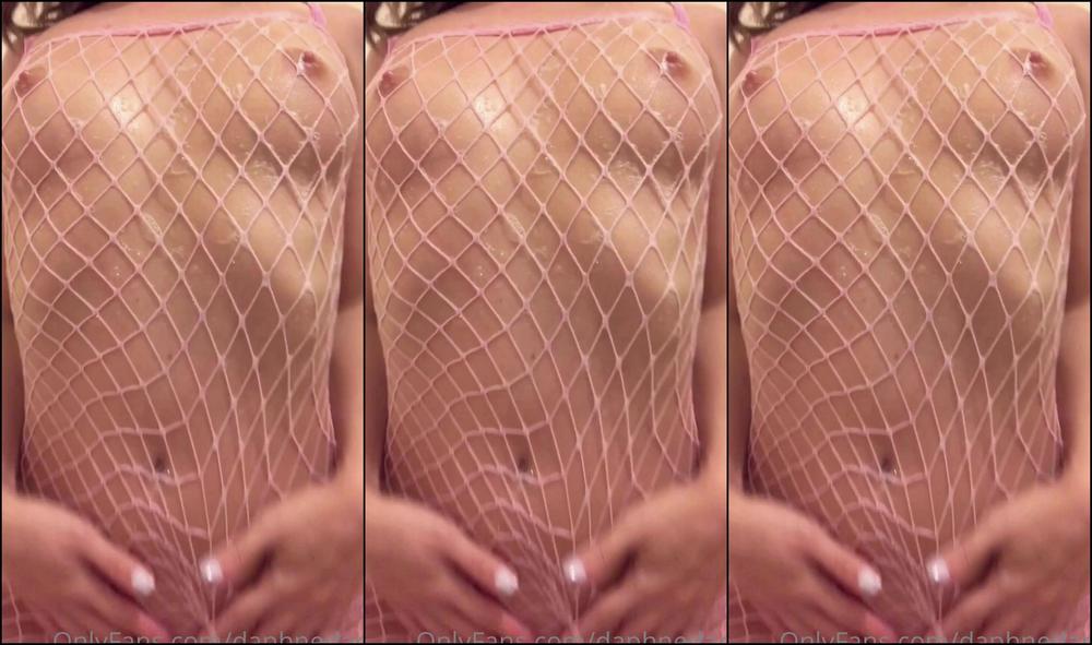 Daphnedare Soap Show Fishnets