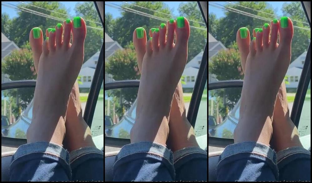 Cravintae Nicknamed Cravintae Onlyfans Little Outdoor Adventures Today Dailydigest Carconversations Neon Green Toes We Love That