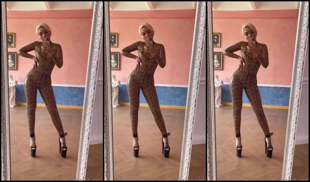 Katerina Piglet Nicknamed Katerinapiglet Femdom 09 25 2021 Onlyfans Video One Of The Most Gentle Catsuit Although The Latex Effect Is Poorly Visible