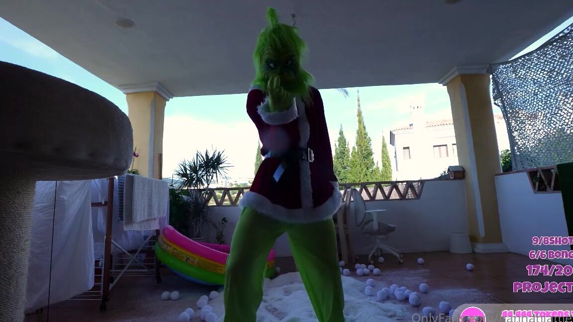 Hannahjames Rate My Moonwalk It S Hard In Grinch Socks