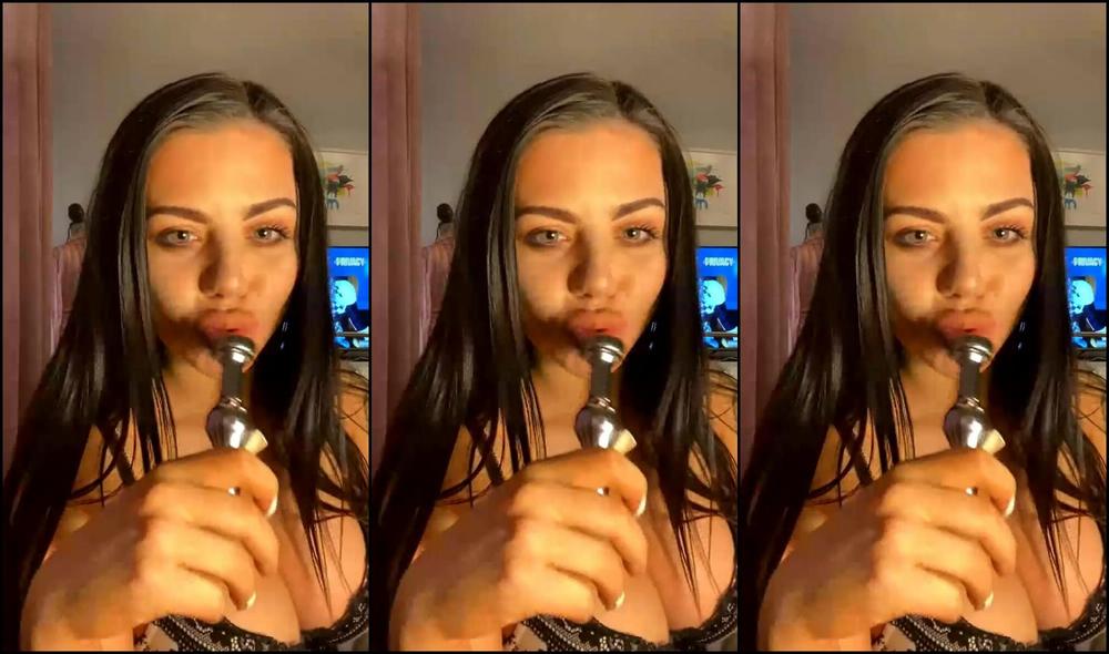 Jasminheaney One Of My Old Streams Need To Do Another One Hehe Who Wants One