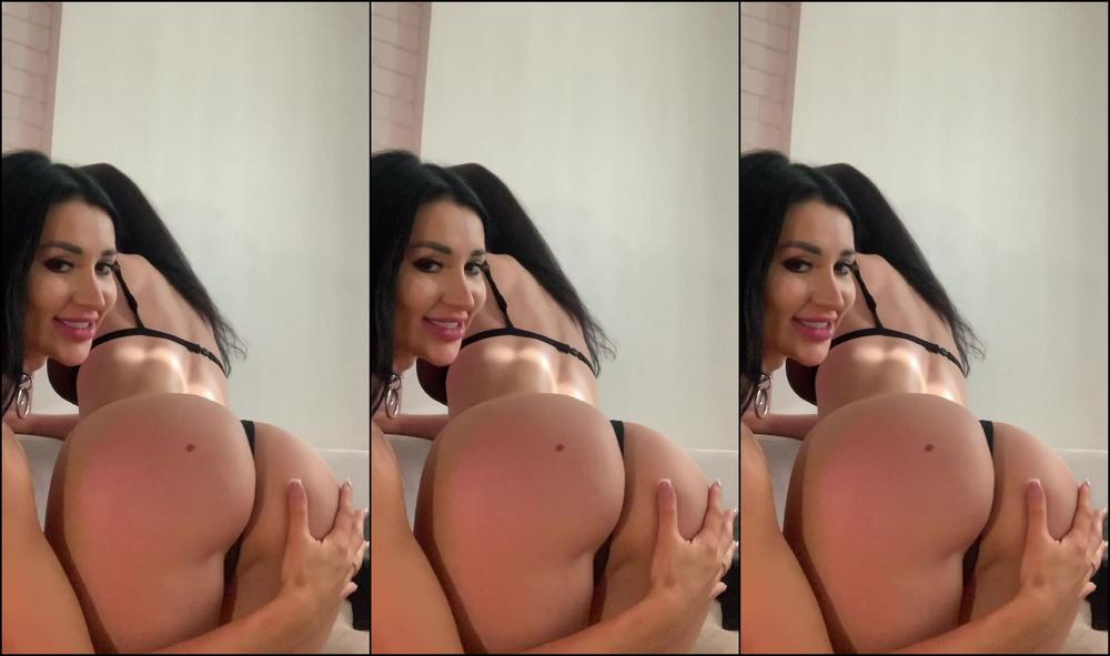 candy-katty-04-05-2019-30738743-oh-my-my-sexy-gayana-playing-with-my-body-taking-off-my-panties