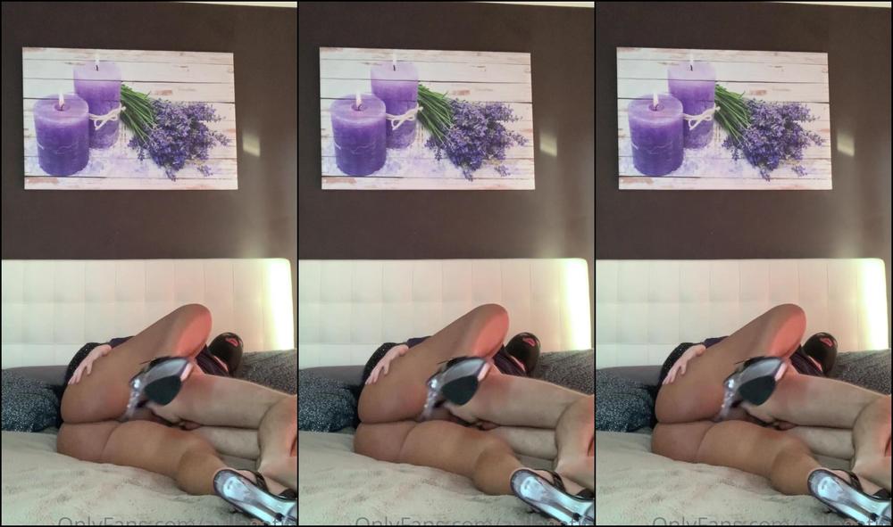 ayllagatina-24-01-2021-2015750616-i-love-the-way-he-screams-at-every-penetration-of-my-big-dick-almost-a-virgin-slave-in-tr