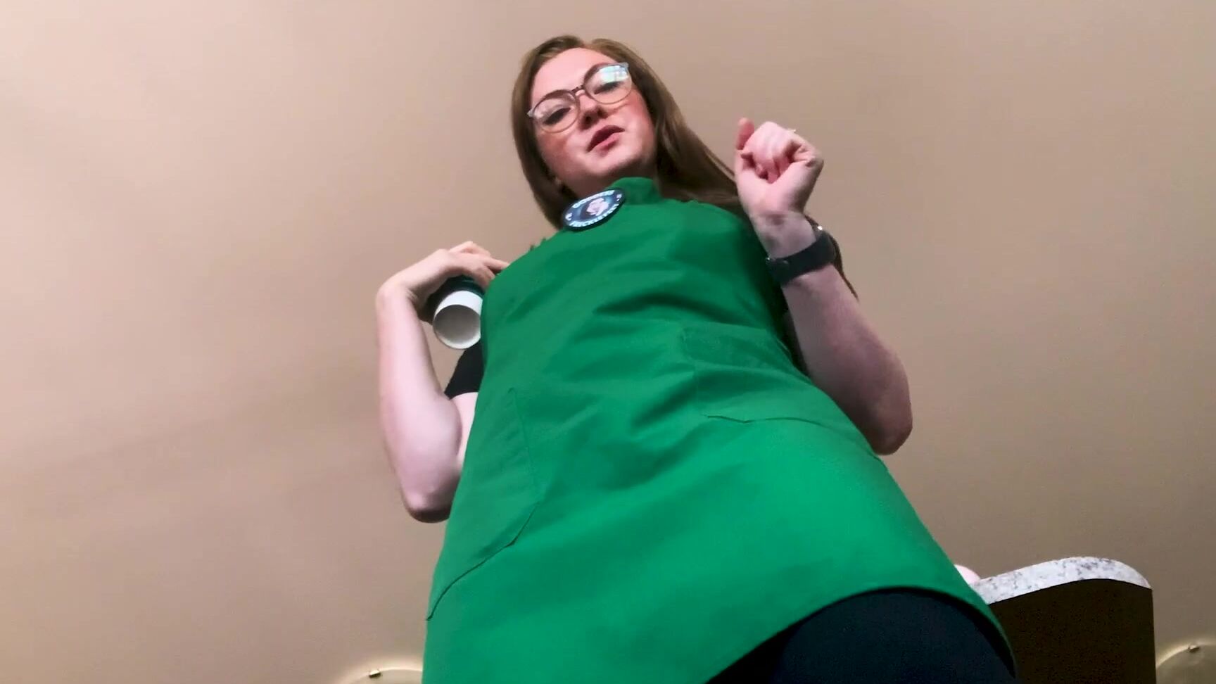Giantessclips Breaktime With The Barista Starring Freckled Feet Freckled Feet Https Onlyfans Com