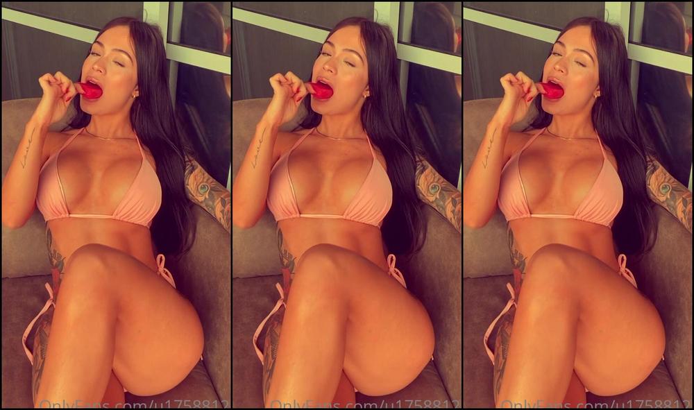 Andreaalvarezz I Love Licking Palette Of Course