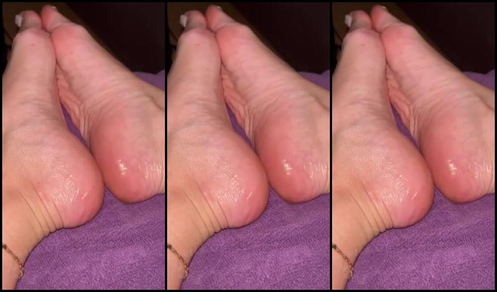 Greek Goddess Li Aka Greekli77 07 20 2024 Onlyfans Video Its Only Right If I Give A Free Video Of This Angle As Well Once