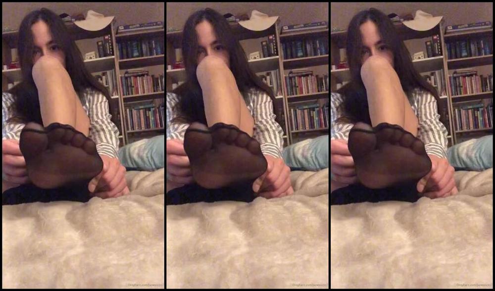 Jane Aka Janesocks7 Onlyfans Just Trying My New Pantyhose