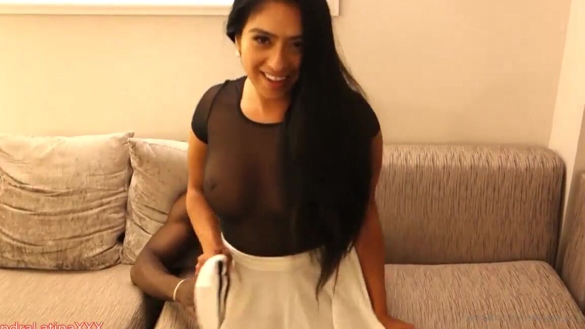 Goddesssandra Aka Sandralatinaxxx Onlyfans Met This Shredded 10Pack Jamaican At The Gym