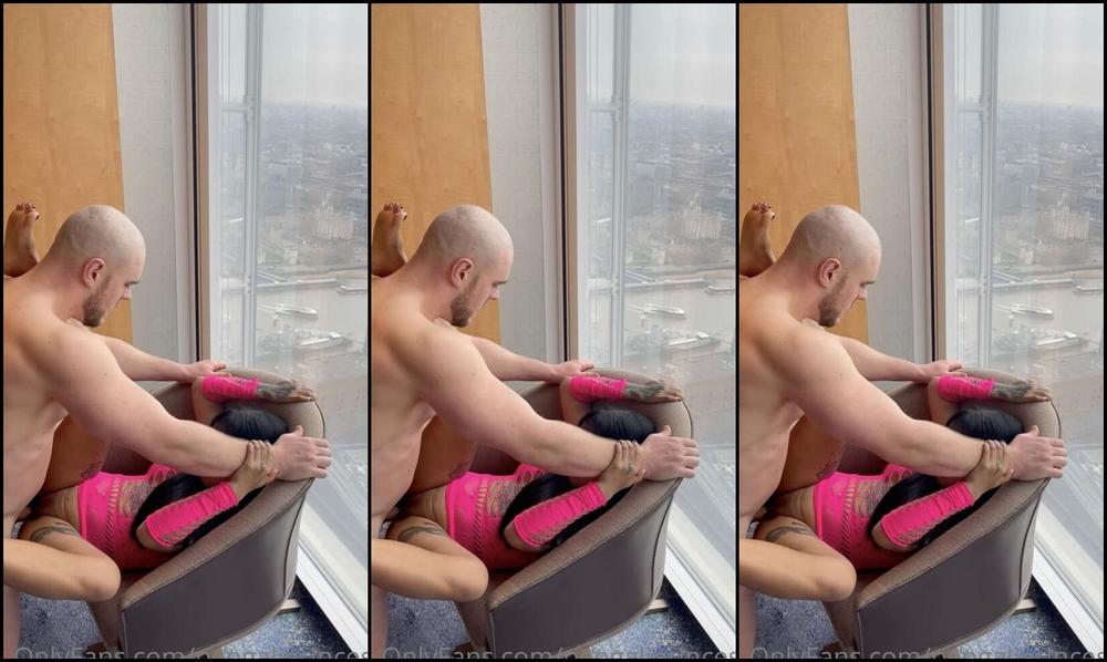 Pengaliprincess Being A Little Slut In The Shard For The Whole Of London To See Desidestroyer