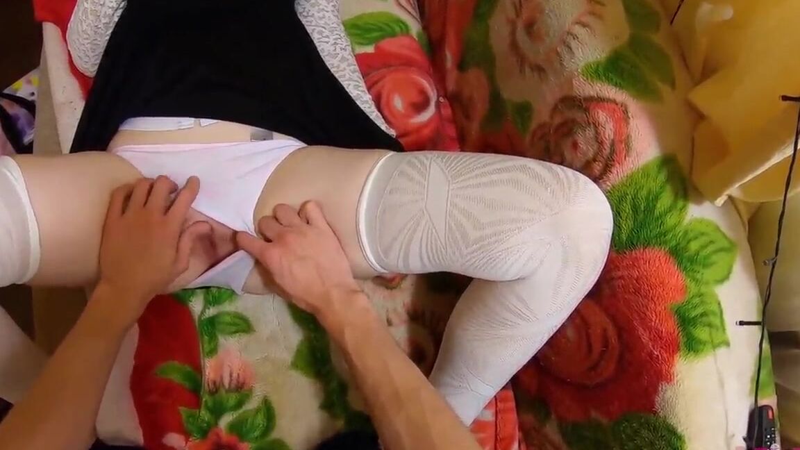 Stacy Starando Сводный брат наказал молодую школьницу сводную сестру за пло xhamster