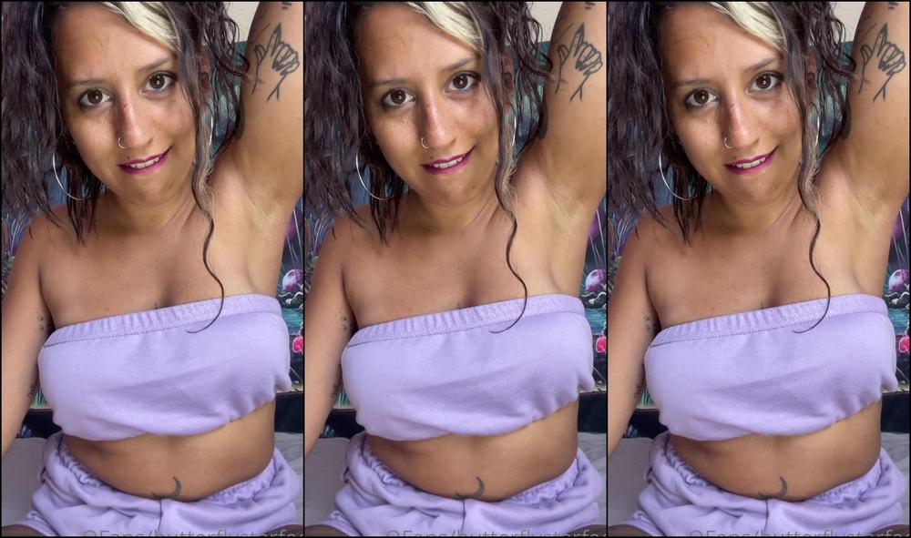 Queenstarb This Weekend Is All About Lotion Creamy Shiny Good Smell Making My Armpits So Sof