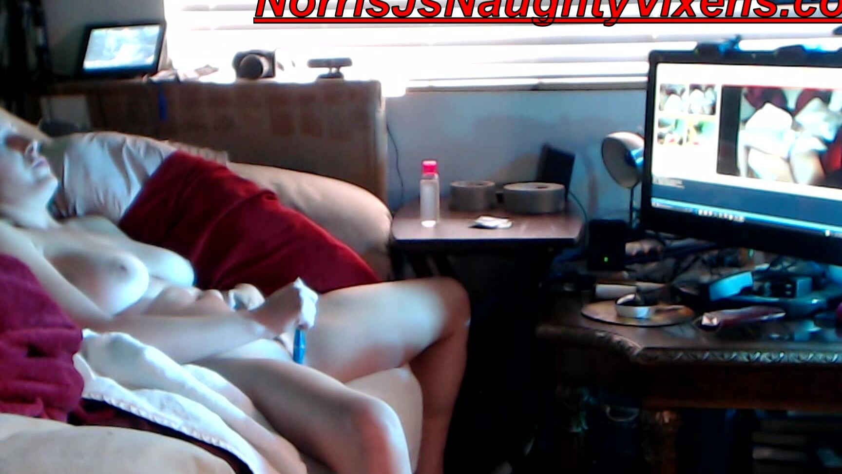 "nmjnaughtyvixens" blowjob, cowgirl, cumshots, doggystyle, gloryhole 2 scenes of Melanie Hicks with me manyvids