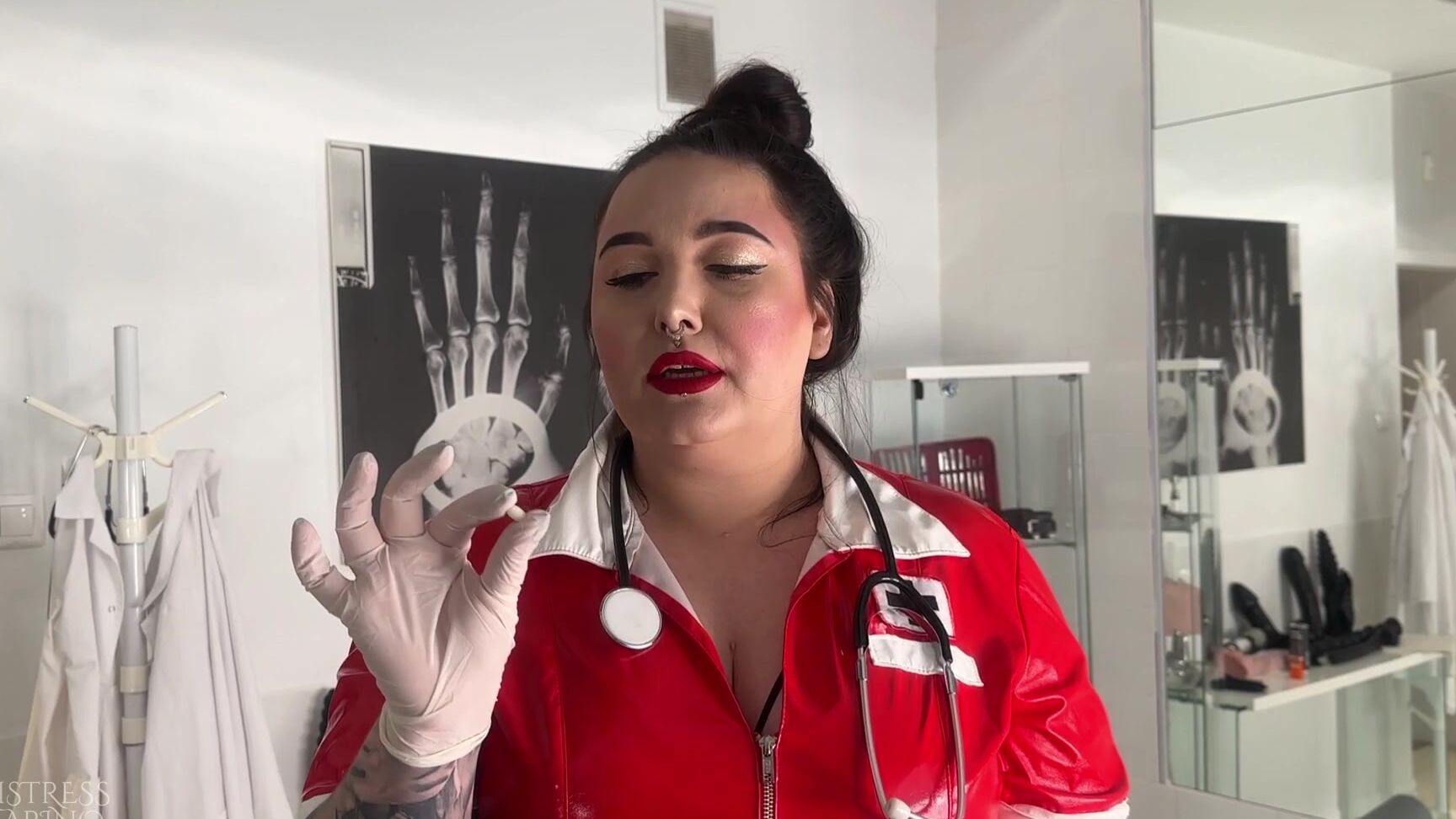 Mistresskarino Giantess Nurse Will Eat You First Person View