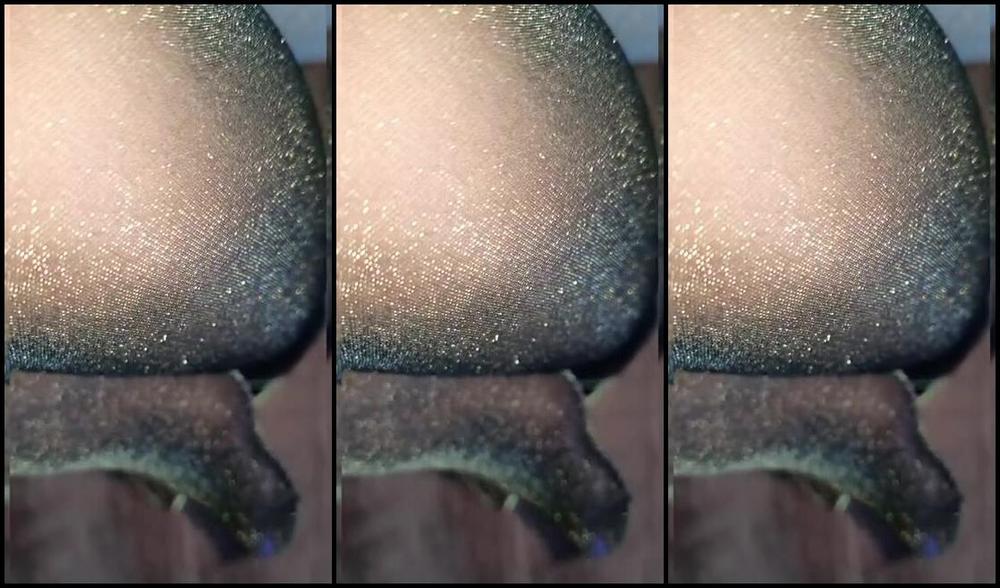 Sofiastoe Aka Sofiastoes Onlyfans Have You Ever Had Golden Toes And Arches On You On Your Face Lap In Your Mouth Around Your Cock